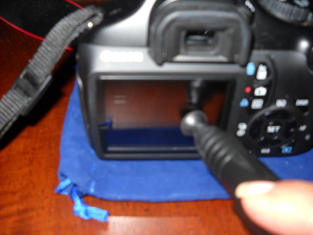 camera maintenance, camera cleaning tips