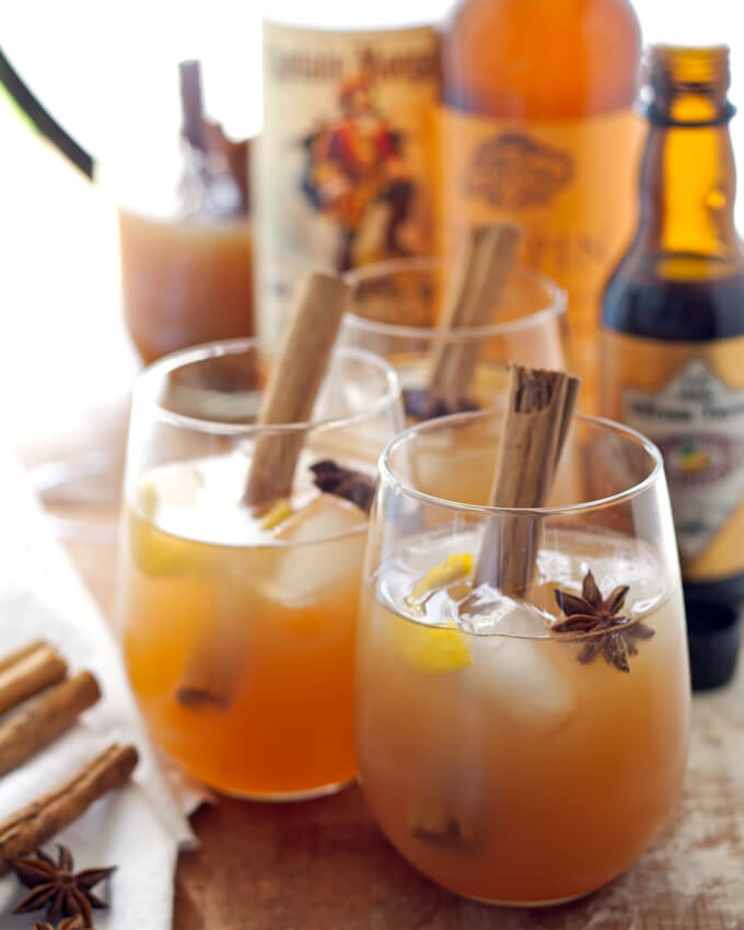 Image-Autumn-spiced-rum-cider-cocktail-2