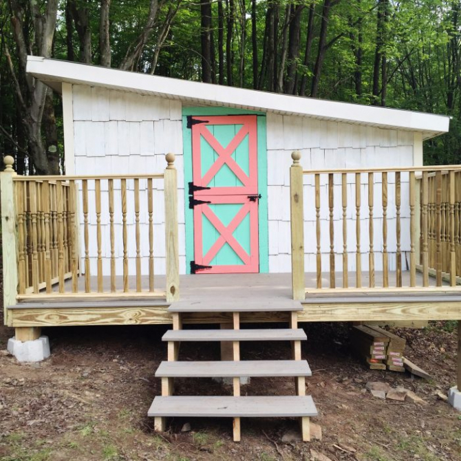 Turn a shed into a play house