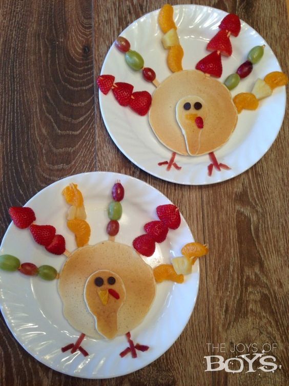 ideas for kid's Thanksgiving table